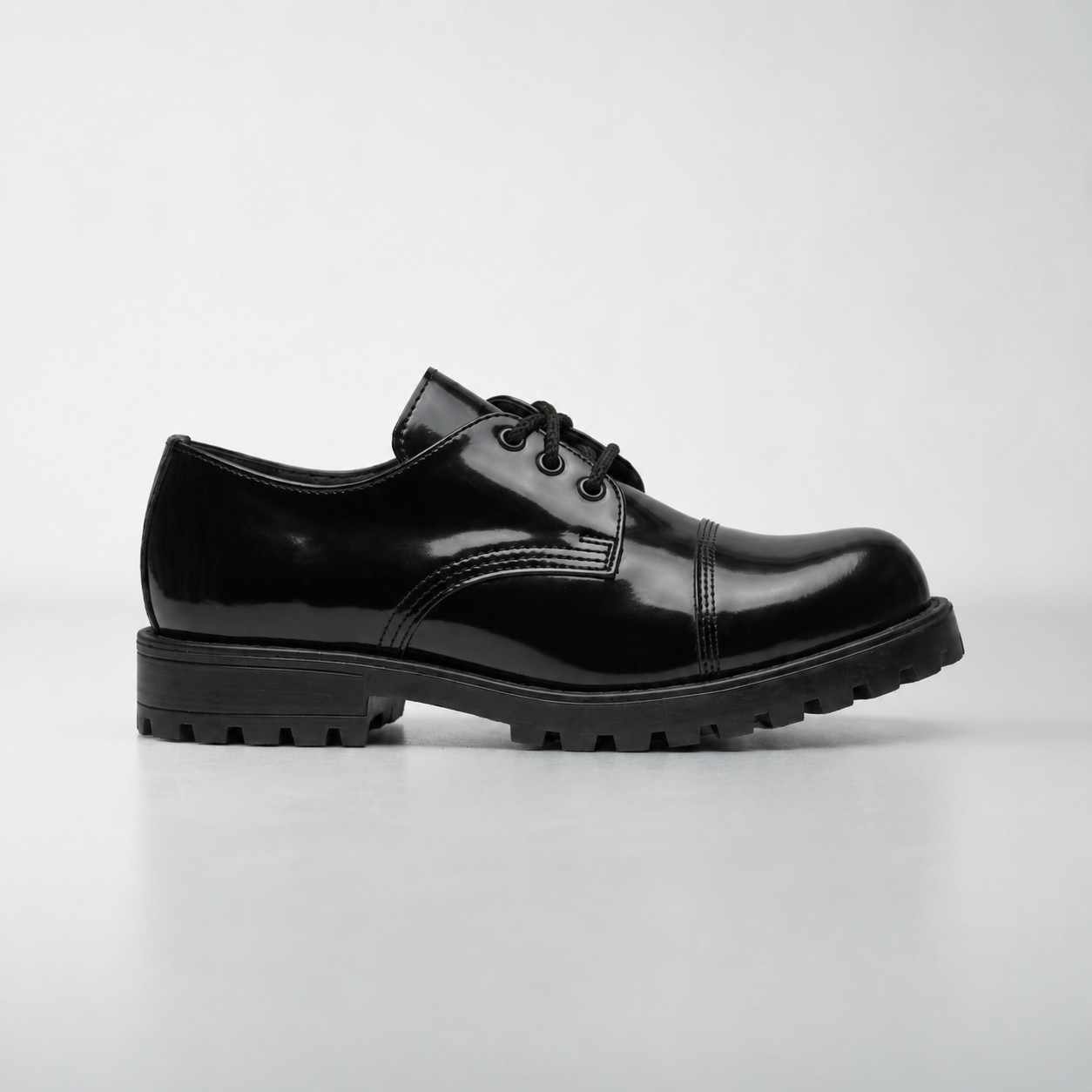 Black Widgets - Patent Leather