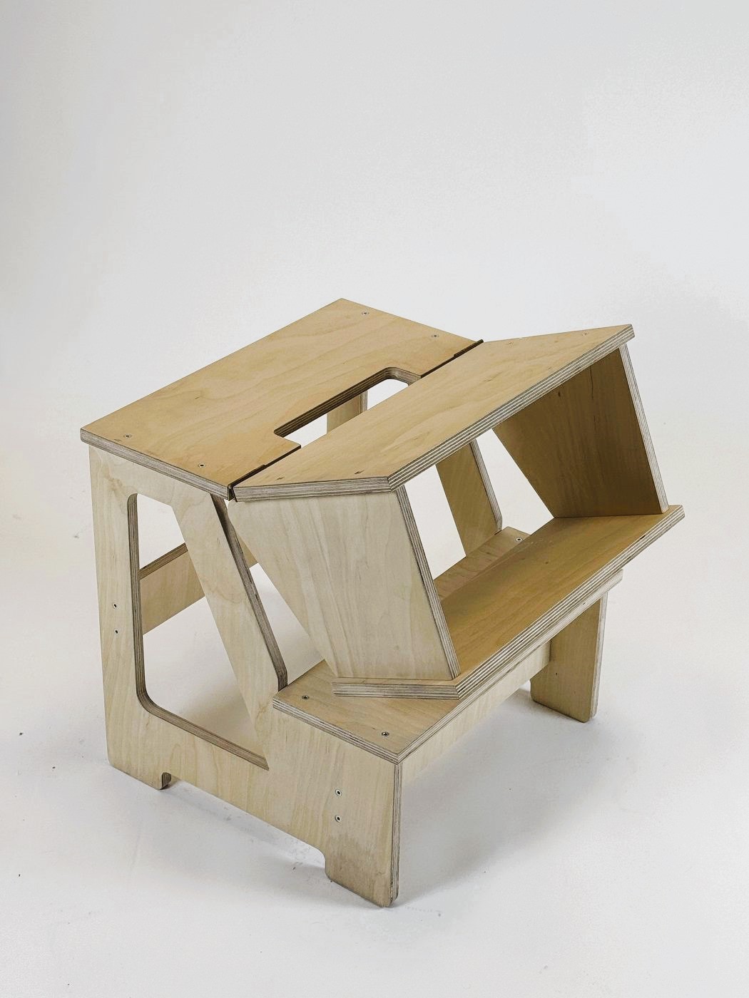 Folding Seat And Climbing Helper | Hertwill