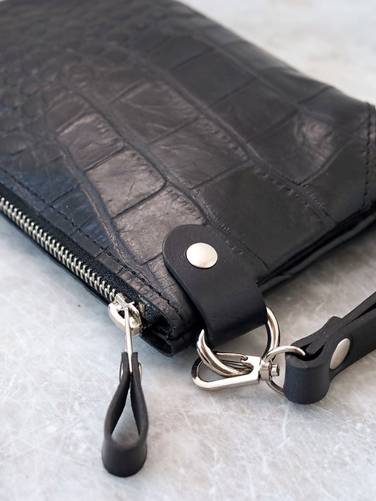 POUCH Wallet with Wrist Strap - Black Alligator | Hertwill