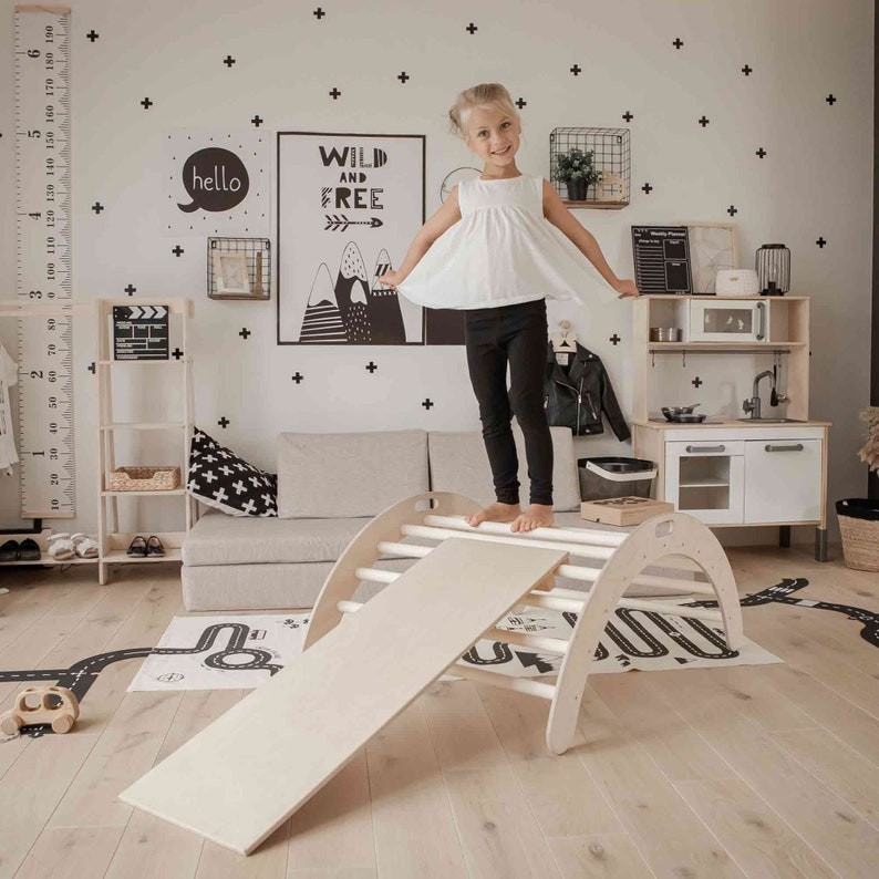 Montessori Climbing Arch With Ramp | Hertwill
