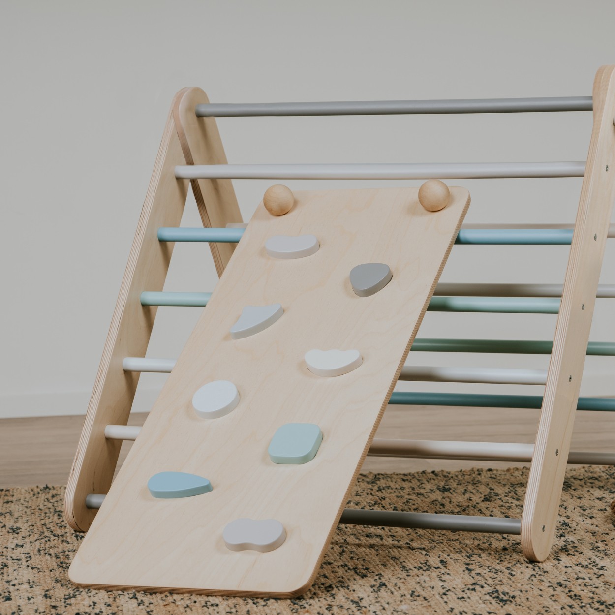 Pink Triangle Ramp Ramp for the leg&go Pikler Triangle and Swedish Wall - Pastel | Hertwill